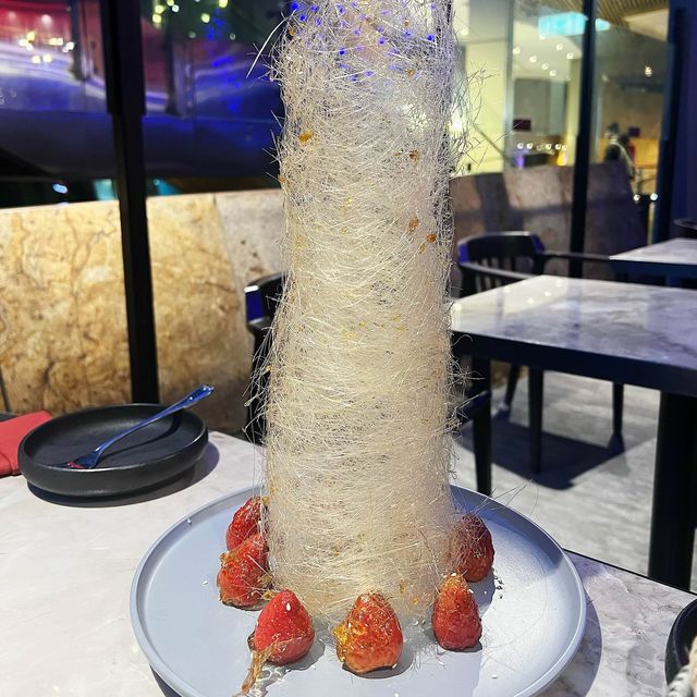 人氣川菜館💖拔絲士多啤梨🍓
