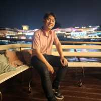 ล่องเรือดินเนอร์ กับร้านอาหารกินลมชมสะพาน