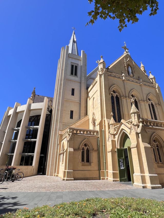 Perth Longest Church! In Victoria Square!😍