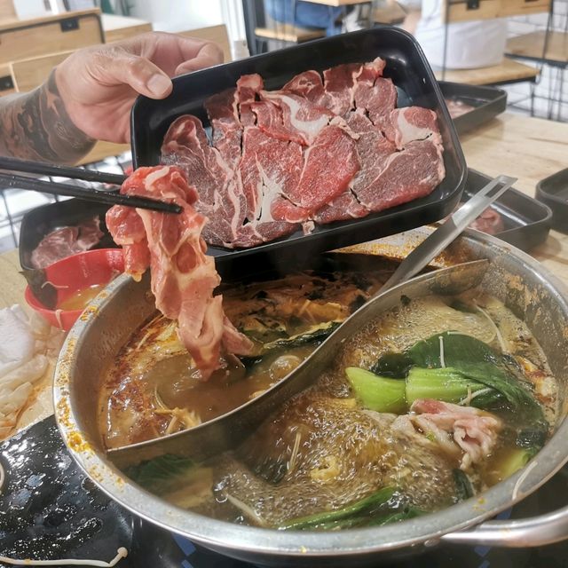 ลงหม้อสุกี้ ชาบู​บุฟเฟ่ต์​ราคาประหยัด 