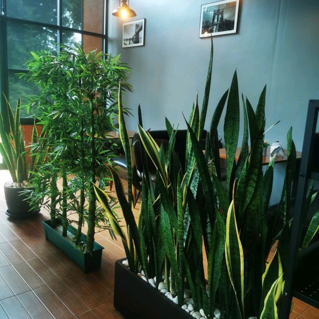 ร้านคาเฟ่ดับร้อน​ LAVA​ CAFE
