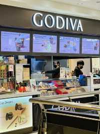 ⭐️Godiva Chocolatier⭐️✨…Bugis Junction
