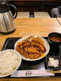 【丸の内ランチ】とんかつ酒場まるや 
