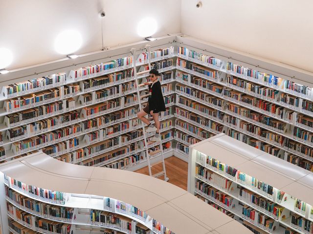 Library @ Orchard ห้องสมุดสุดชิค