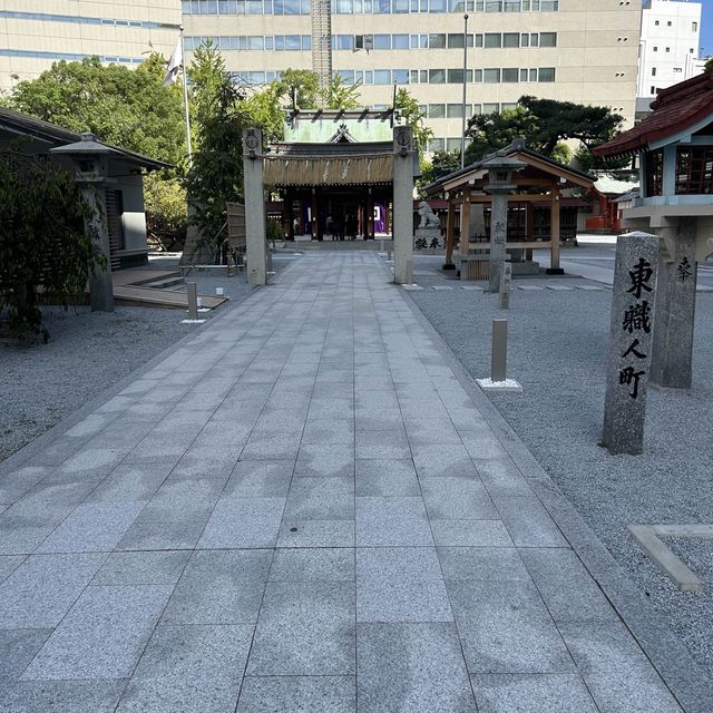 【福岡旅】博多繁華街のパワースポット　警固神社