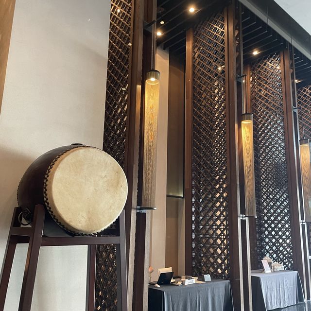 The luxurious lobby of Silk Place Tainan