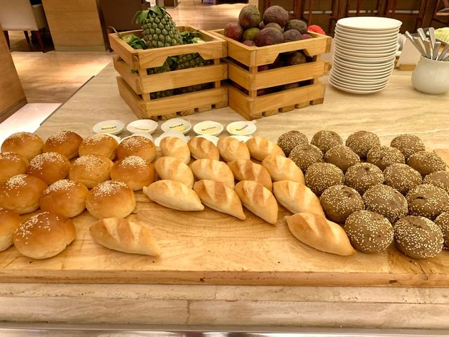 ベトナム　ベトナム観光　JW Marriott Hotel Hanoiのラウンジディナーが最高だった！