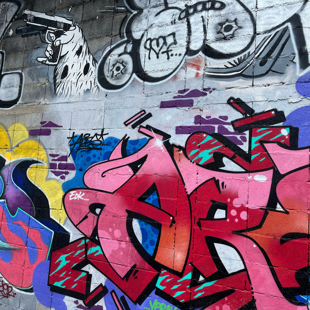 Bangkok Warehouse 30 - chic art galleries 