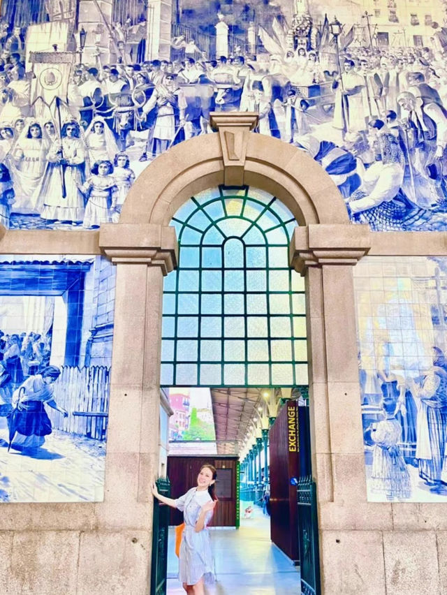 【絶景🇵🇹】ポルトガルにある世界一美しい駅💙🤍