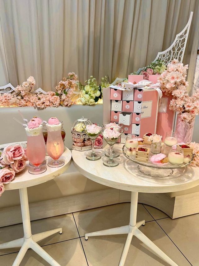 【東京/表参道】室内でお花見ができる🌸かわいすぎるアフタヌーンティー
