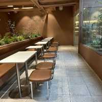 弘大入口駅！朝早くからやっているbakery cafe!
