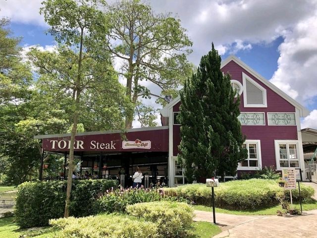 Brookside Valley Resort 