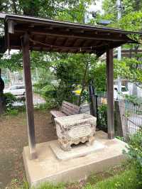【共光稲荷神社/東京都】ちょっとレトロ⁉︎な手水舎あり
