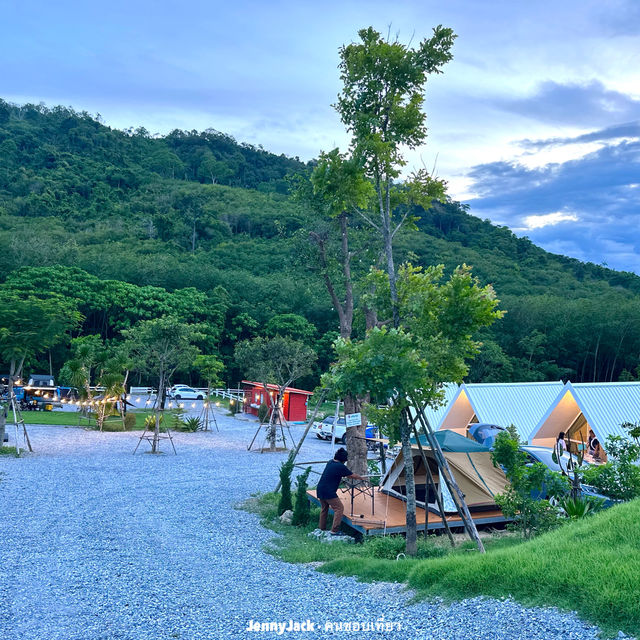 กางเต็นท์วิวเขางวงช้าง บ้านค่าย ระยอง วิวเขาสวยมาก