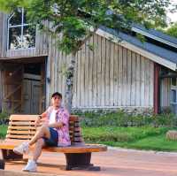แจกพิกัดคาเฟ่ เขาใหญ่ วิวทุ่งหญ้าและฟาร์มม้า
