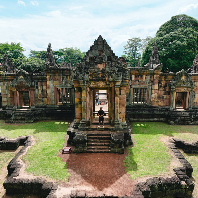 ปราสาทหินเมืองต่ำ