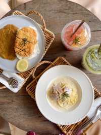 Sunny Side Good Vibes Cafe