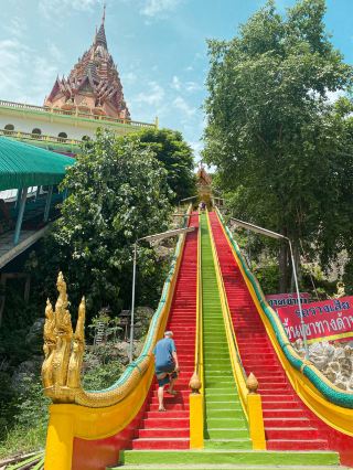 Iconic Tiger Cave Temple in Kanchanaburi 🇹🇭