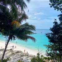 หาดลับที่ไม่ลับ "Freedom Beach"