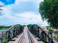 เที่ยวชม สะพานข้ามแม่น้ำแคว กาญจนบุรี