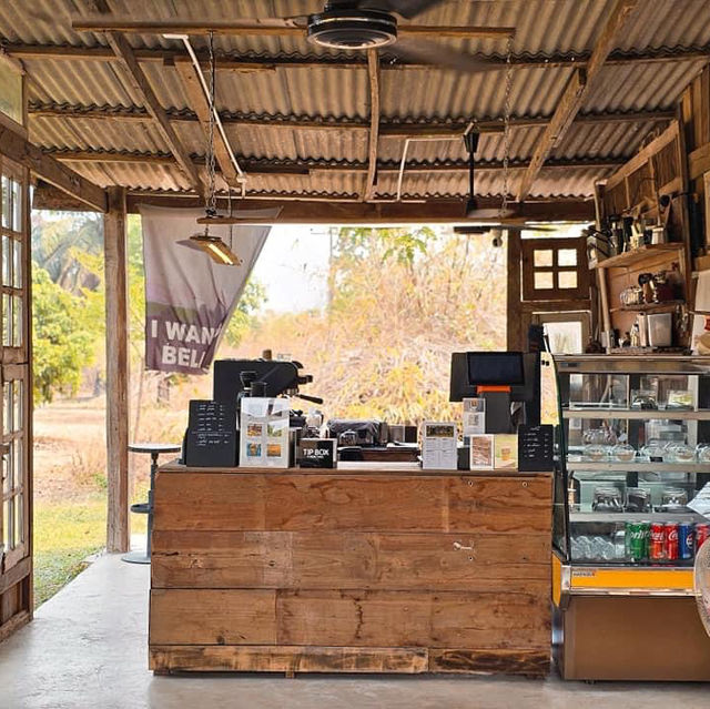Far Away Cafe🌳