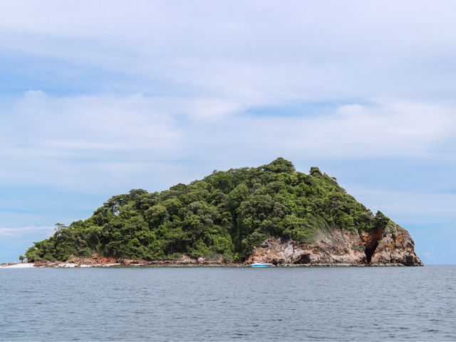 รีวิว ดำน้ำตื้นที่เกาะทะลุ 🏊🏽(ระยอง)