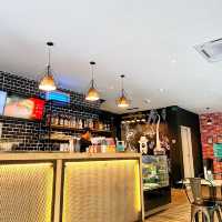 🇲🇾 Beruang Café: Where Cozy Meets Cool – Your Perfect Coffee Retreat!