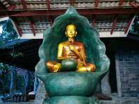 วัดป่าภูปัง..พญานาคเรืองแสง อุบลราชธานี