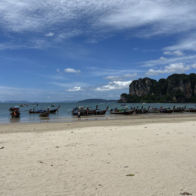 A hidden gem awaits at Railay Beach – a slice of heaven accessible only by boat!