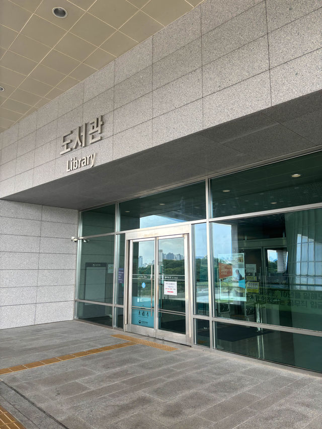 서울 역사탐방 도서관을 찾는다면,국립중앙박물관도서관