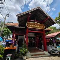 ตลาดน้ำตลิ่งชัน