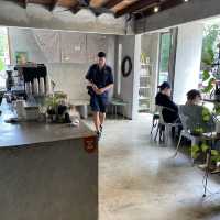 Lilou & Laliart | คาเฟ่ลับย่านอารีย์