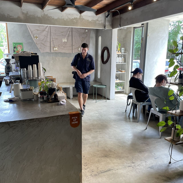 Lilou & Laliart | คาเฟ่ลับย่านอารีย์