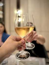 ดินเนอร์มีระดับ🍷ในห้องอาหารหรูกับเชฟคนดัง! 