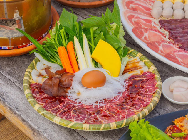 ร้านอาหารบรรยากาศมัลดีฟส์ แต่อยู่แค่ลำลูกกา  ร้านอาหารบรรยากาศมัลดีฟส์ แต่อยู่แค่ลำลูกกา