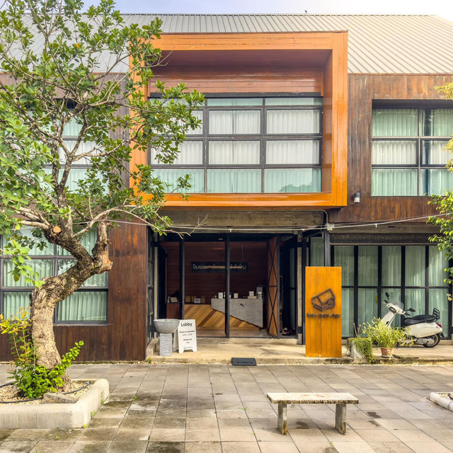 Karpenter Hotel 