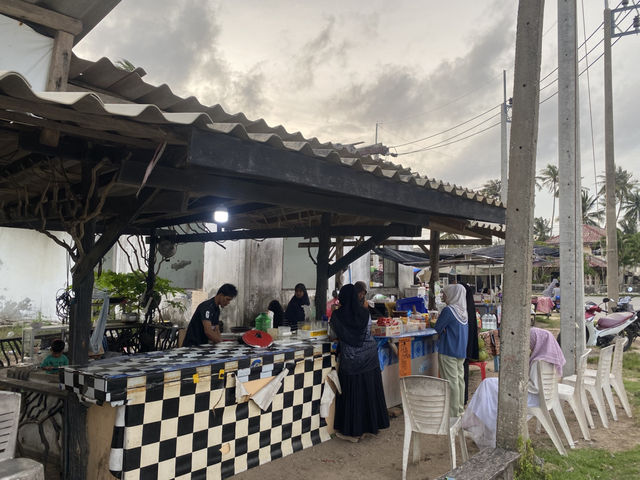 Ban Thon beach หาดบ้านทอน
