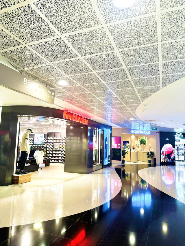 🇸🇬 VivoCity Singapore: A Dynamic Shopping Experience by the Waterfront