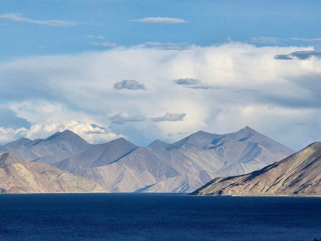 ทะเลสาบน้ำเค็มที่สูงที่สุดใน Lah Ladakh🇮🇳🐫
