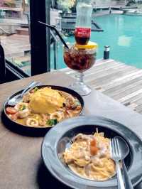 Hangar Cafe’ (แฮงก้าคาเฟ่) 
