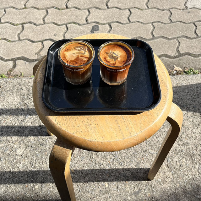 조용한 골목에 있는 대구 야외 감성 카페 롤러 커피❤️