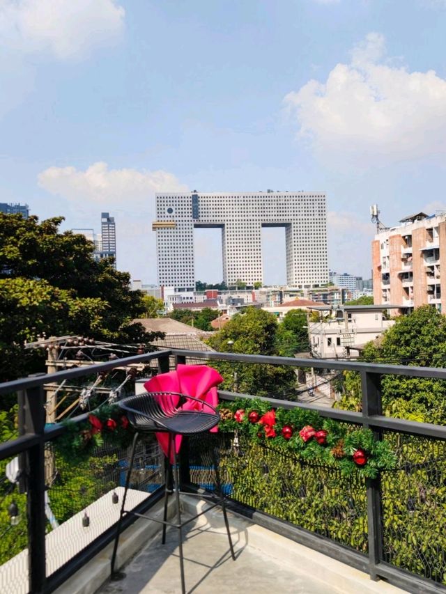 Roof24 Coffee&Bar คาเฟ่ย่านจตุจักร กรุงเทพ