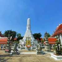 เที่ยววัดหนังราชวรวิหาร สักการะหลวงปู่เอี่ยม