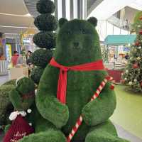 Twinkling Lights & Holiday Delights: 1 Utama’s Christmas Vibes