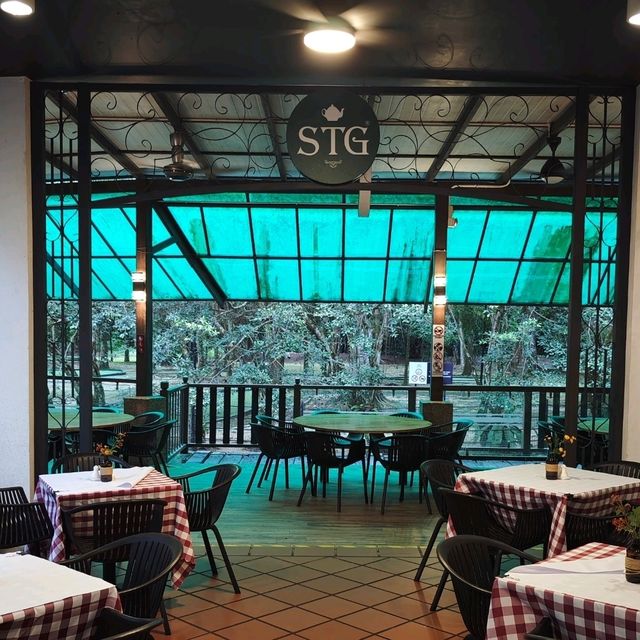 Laid Back Dining In Perak