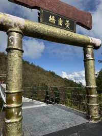 🇨🇳 Nature's Masterpiece: Exploring Three Gorges on Land