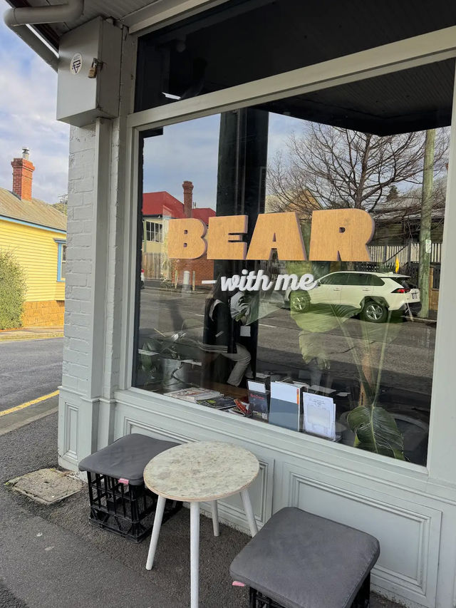 Bear with me cafe