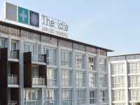 พักผ่อนสบายใจกันที่ The idle Hotel & Residence