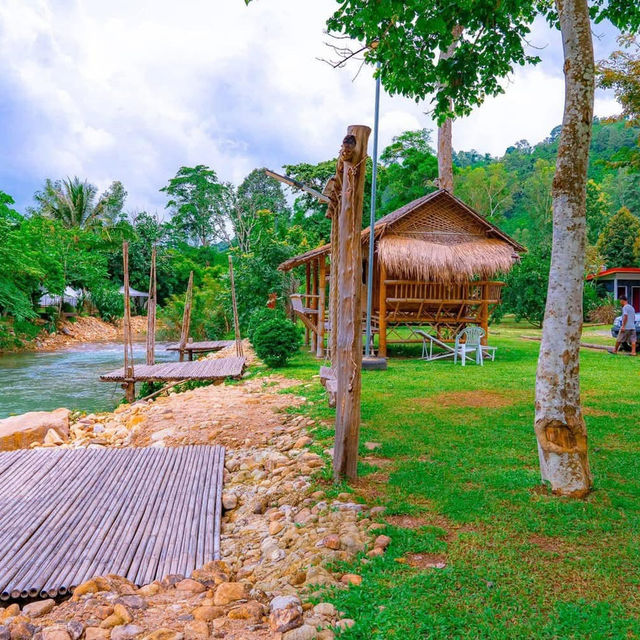 ลานกางเต็นท์ และที่พักติดริมน้ำสระบุรี