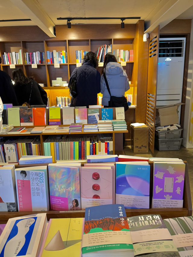 김소영과 오상진 부부가 운영하는 북카페📚 